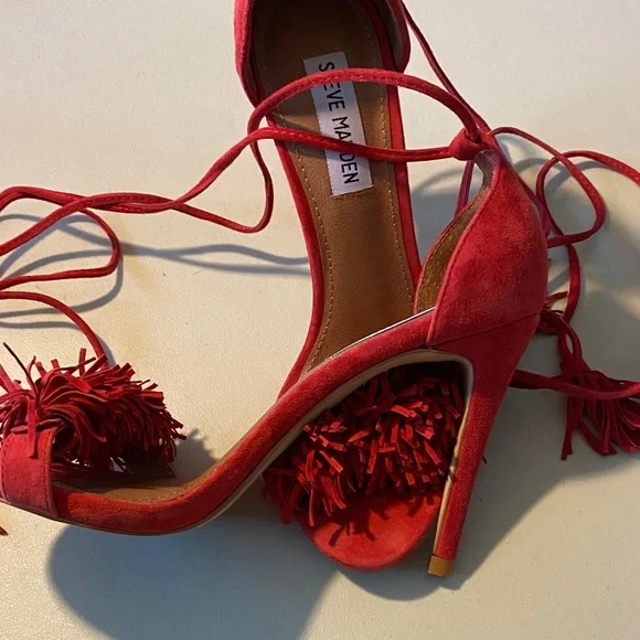 Steve Madden Red Fringe Heels - Picture 2 of 3